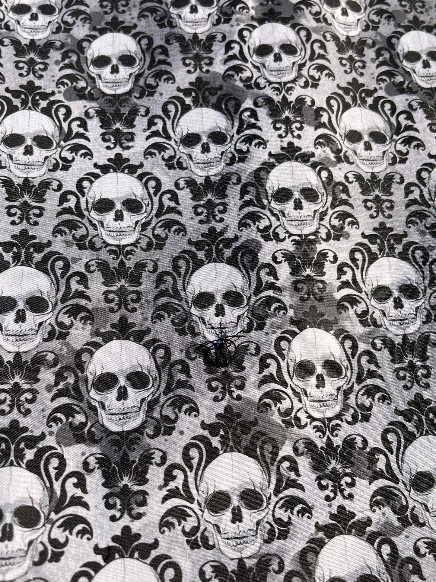 Damask Skull Bow-Tie