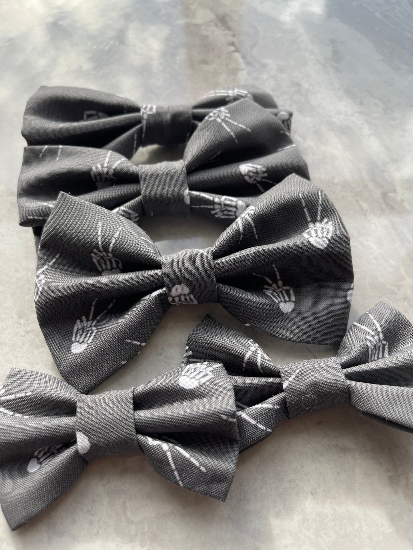 Skeleton peace Bow-Tie